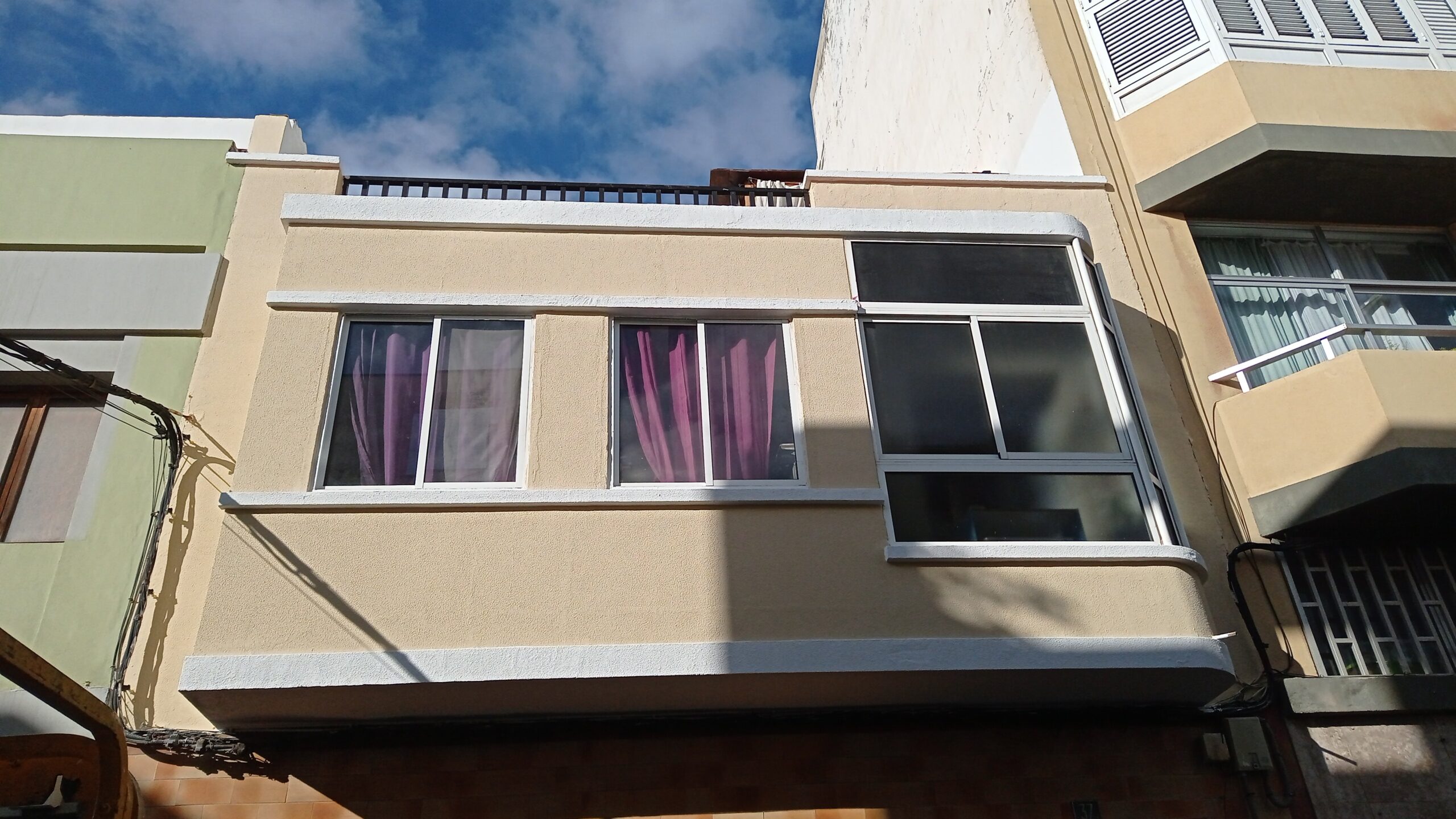 Presupuesto pintar dormitorio de una vivienda en Las Palmas